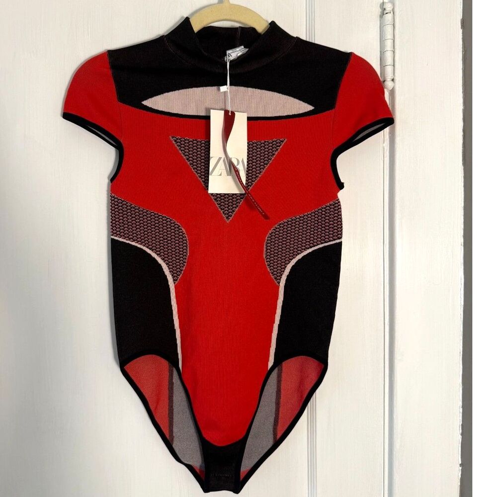 Zara Limitless Contour Collection Red and Black Short Sleeve Bodysuit Top XS-S